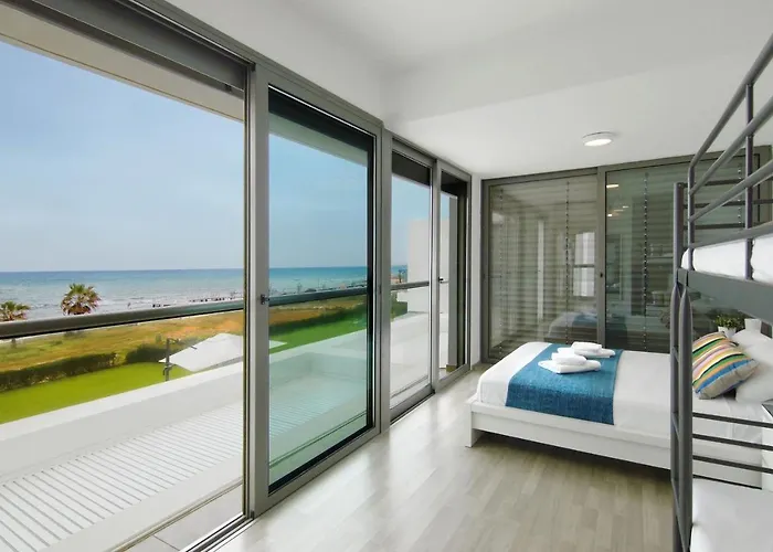 Napa Seaside Villa *